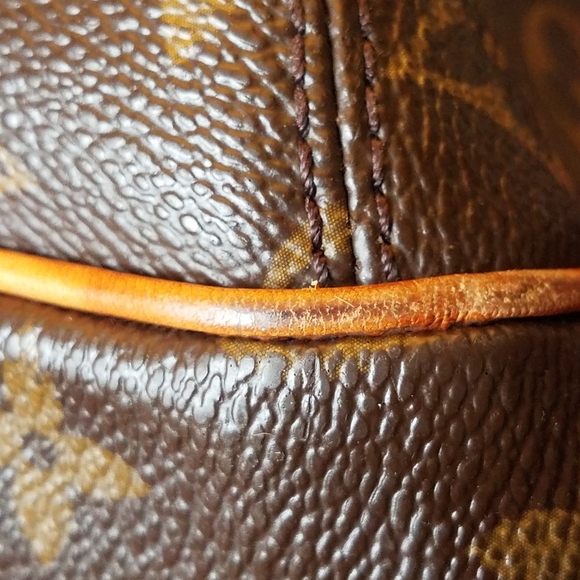 Authentic Louis Vuitton Monogram Griet Shoulder Ha - Picture 4 of 12